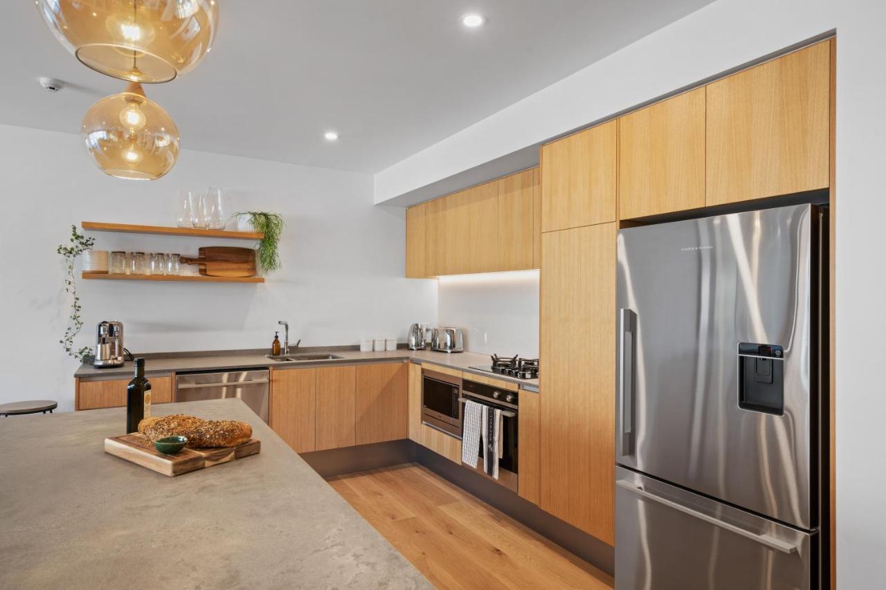 Winona Of Wanaka - Luxury Lakefront Apartment Exterior foto
